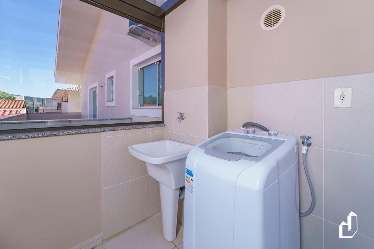 Aqui tudo contribui para felicidade e o bem-estar Bombinhas Exterior foto